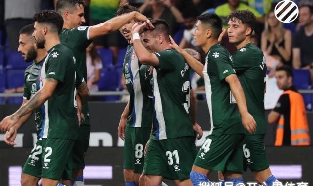  哈曼替补登场三十秒闪电破门定乾坤  