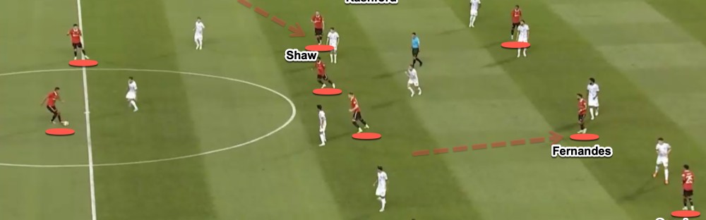  因戈尔施塔特配合默契，德甲比赛团队作战显威力