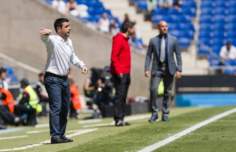 FB体育平台- 拉齐奥主场失利，教练面临下课危机